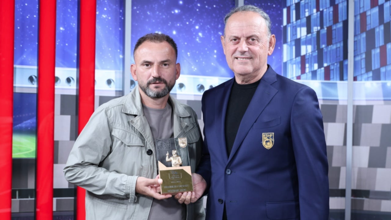Kryeson kampionatin me Teutën  Edlir Tetova shpallet trajneri i muajit shtator nga FSHF