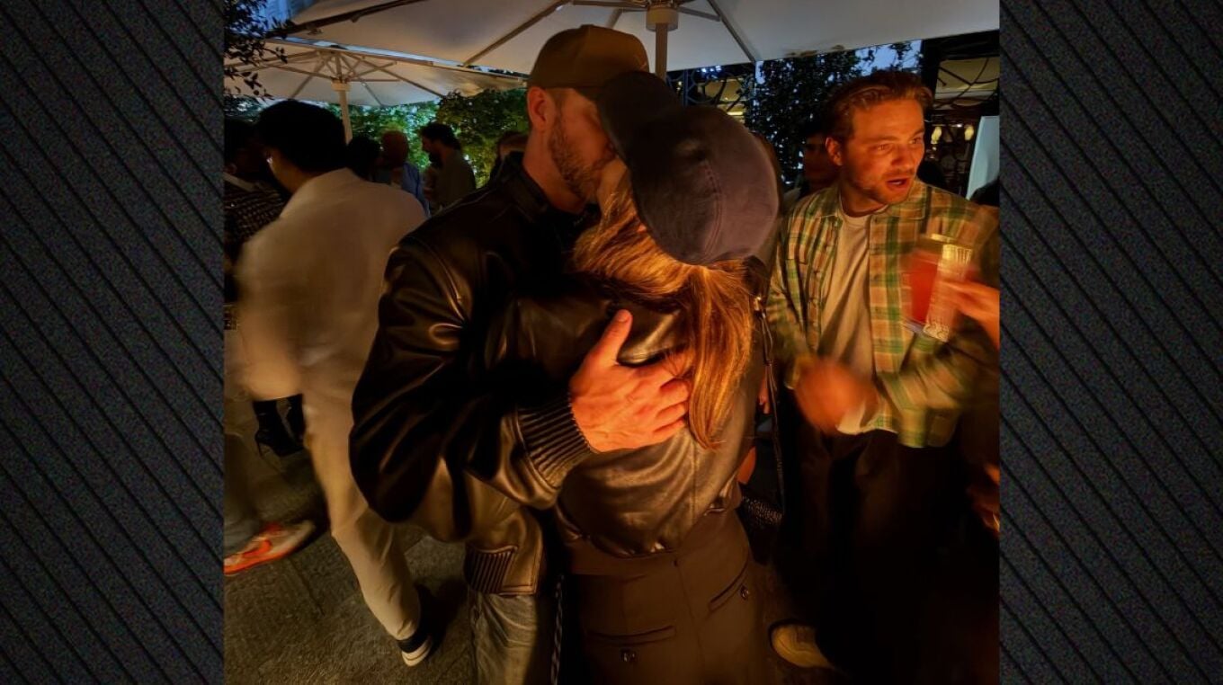 Justin Timberlake ndan puthjen me Jessica Biel në rrjetet sociale  publikohen fotot e çiftit