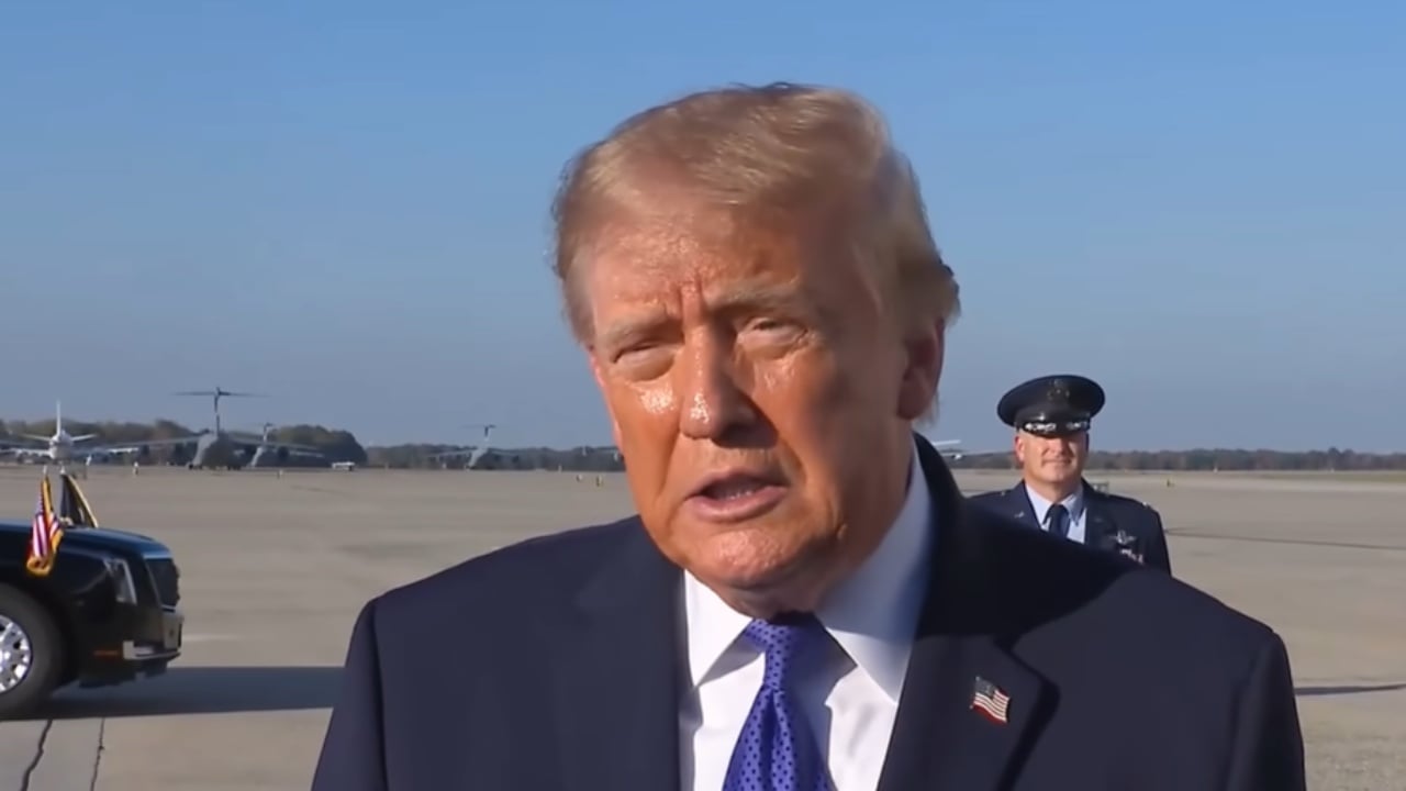 Video/ “Je i çmendur që bën pyetje të tilla”, Trump shpërthen ndaj gazetarit të Reuters: I neveritshëm, kujdesu për formën tënde fizike