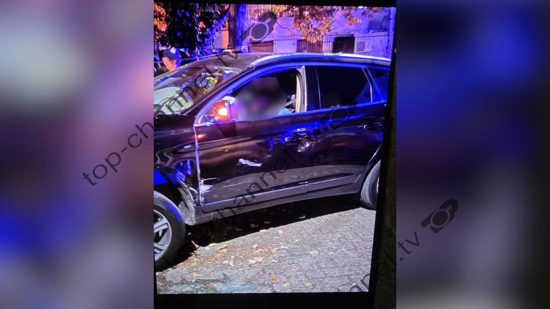 Foto nga burimi: FOTO/ Pamje të rënda nga atentati pranë Komunës së Parisit, 46-vjeçari ende në makinë, si u sinjalizua krimi