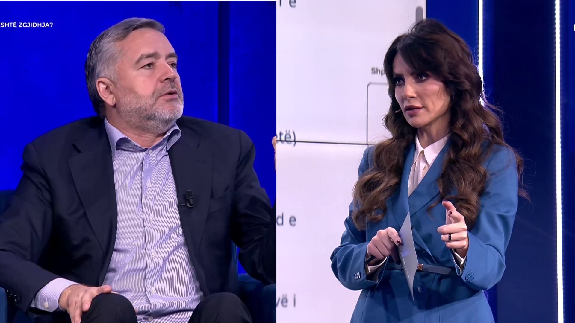 Foto nga burimi: Del vendimi! 2500 euro për çdo polic! Grida Duma pyet live Klosin: Po shpërblehen për të goditur?